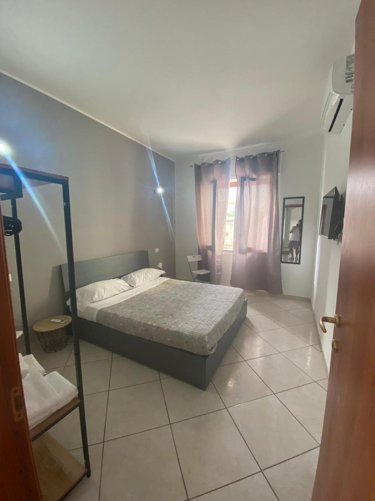 Bedroompompei With Free Parking Kültér fotó